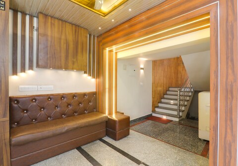 Hotel O Pushpanjali Rooms & Party Hall