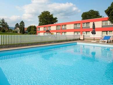 Ibis 3 Lacs Neuchatel Hotel