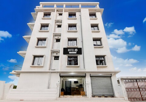 Super Hotel O New Town Near Downtown Mall