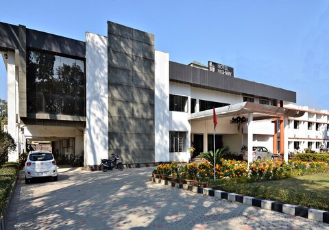 Hotel Highway