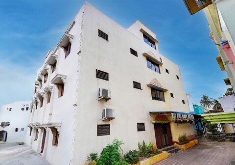 Hotel O Sri Krishna Mahal