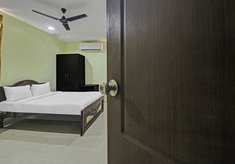 Hotel O Sri Residency Near Hyderabad Central
