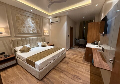 Arihant Continental Resort