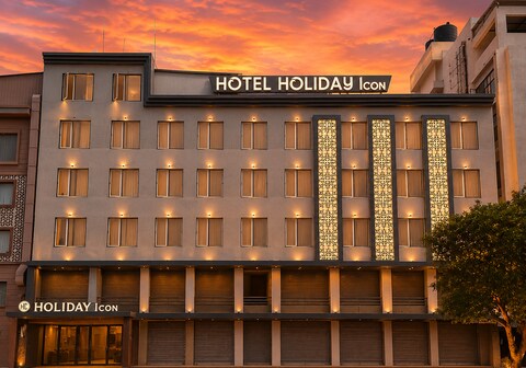 Hotel Holiday Icon