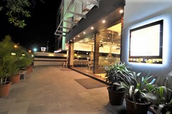 Hotel Le Grande Residency, Ahmedabad Hotel Le Grande Residency, Ahmedabad