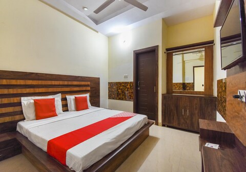 Hotel Nandi Mahadev By WB Inn