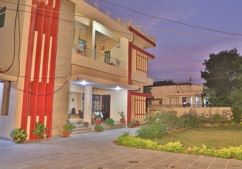 Kishan Villa Homestay