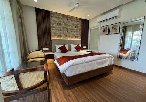 Sky Suites By The Lazy Host