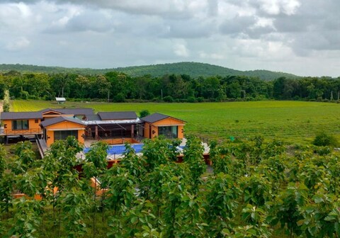 Whispering Woods Chalet