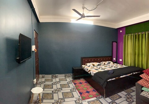 UB Homes | 1Min Walk From Rahman Institute