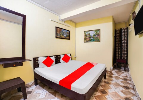 Hotel O Shiva Homestay