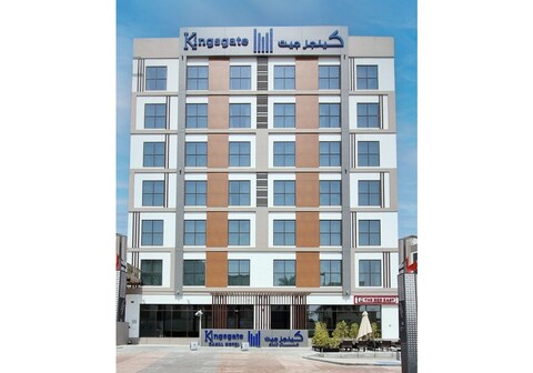 Kingsgate Canal By Millennium, Dubai