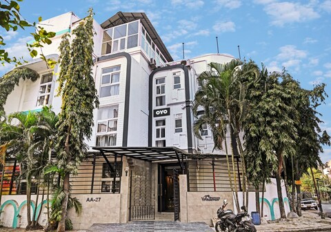 Super Hotel O Vrindavan