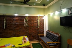Deluxe Double Bed Suite with Air Conditioning, Bhubaneshwar Deluxe Double Bed Suite with Air Conditioning, Bhubaneshwar