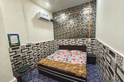 Kanha ji residence family rooms, Mathura Kanha ji residence family rooms, Mathura