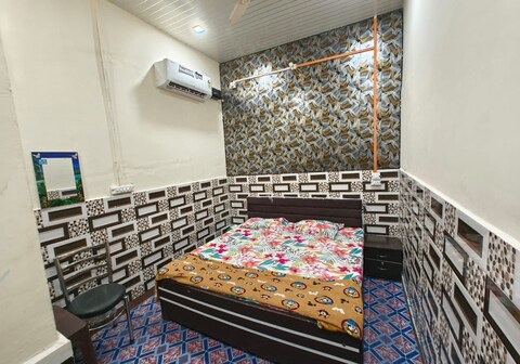 Kanha ji residence family rooms