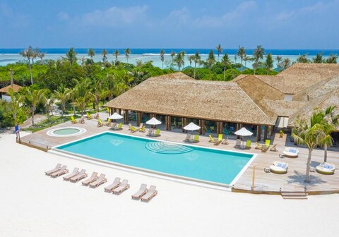 Innahura Maldives Resort