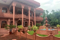 VRINDAVAN RETREAT, Cochin VRINDAVAN RETREAT, Cochin