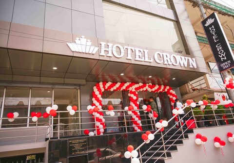 Hotel Crown