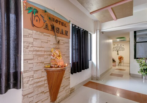 Hotel Angan Residency
