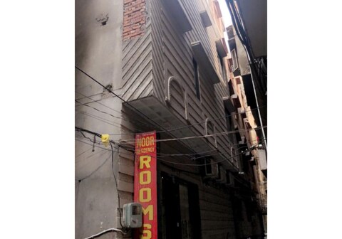 Noor Residency near golden temple