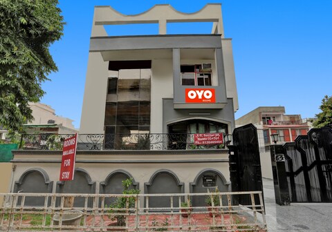 Super HOTEL DIAMOND TREE SECTOR 49 NOIDA NEAR PRAYAG HOSPITAL