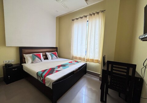 Hotel Roop Mahal and Restaurant