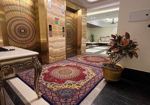 MAHARAJA PALACE HOTEL