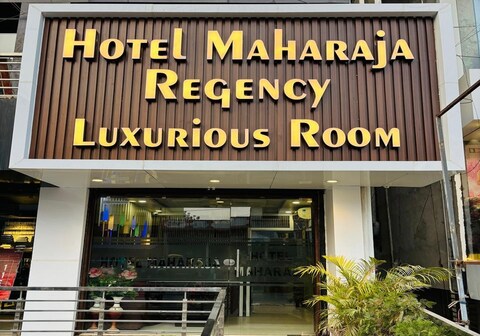 Hotel Maharaja Regency