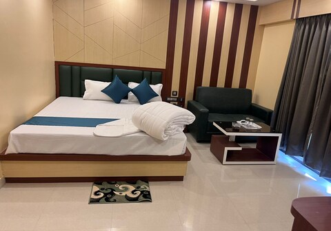 ROYAL CLASSIC HOTEL