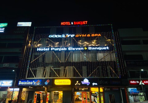 Hotel Punjab Eleven