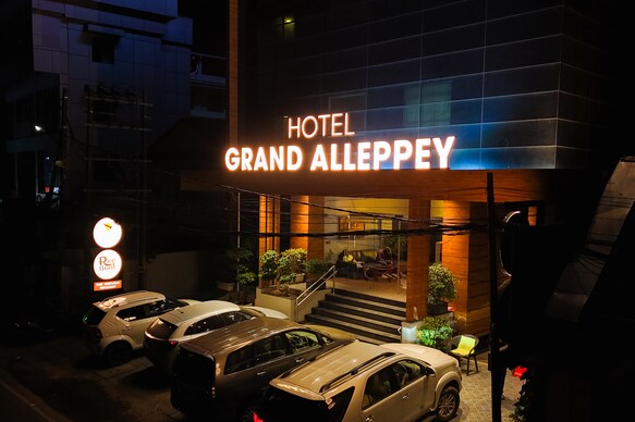 Hotel Grand Alleppey By Hawk Hospitality
