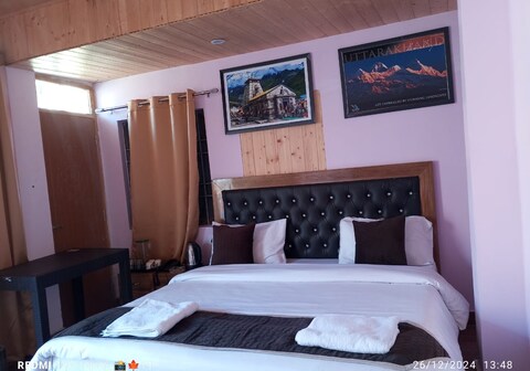 Auli Himalaya Homestay