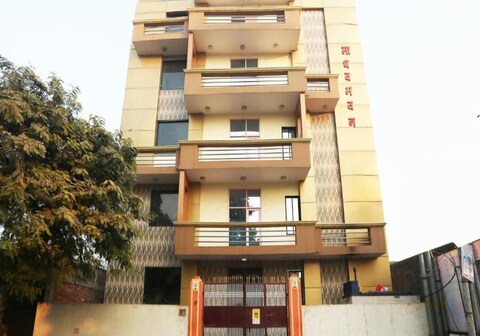 Madhav Bahavan Ayodhya