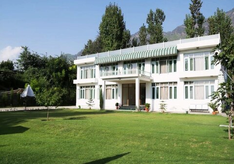 Nishat Hill Resort