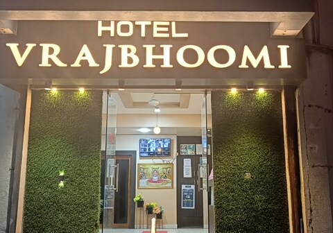 HOTEL VRAJBHOOMI