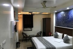 Hotel Udhav Palace, Delhi Hotel Udhav Palace, Delhi