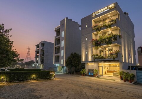 Expressway Hotel -Yashobhoomi, Dwarka