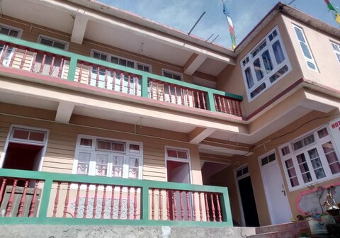 SAY Xplorica Panorama