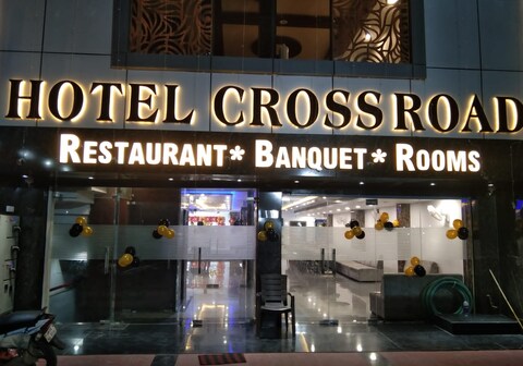 Hotel Cross Road Unnao
