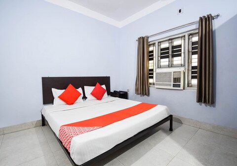 Hotel O Pradhan Palace