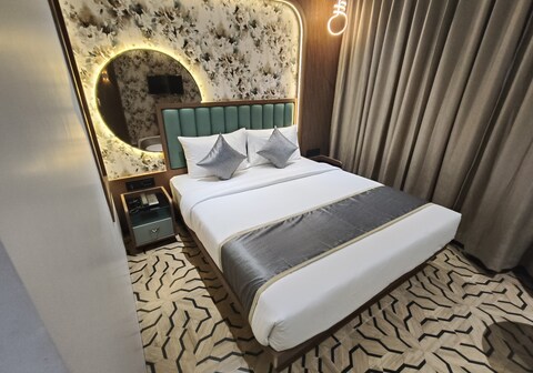 Hotel Stellar Suites Dombivali