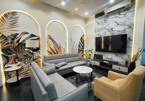 The Cloudstone Villa