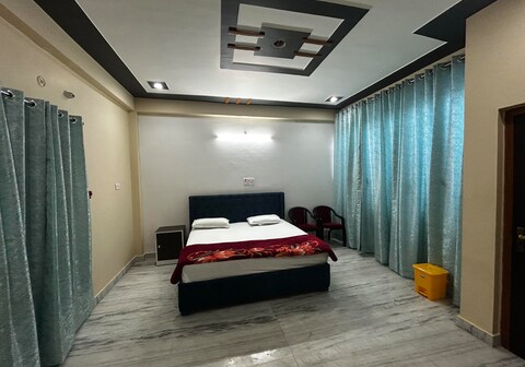Sarvodaya Residency A3 300 mts from Ram Mandir