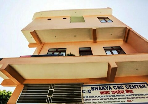 Hotel M J Agra