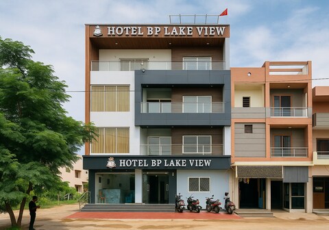 BP Lake View Hotel