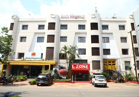 Hotel Richi Regency