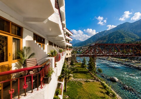 Silver Face Hotel