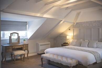 The George Hotel, BW Signature Collection