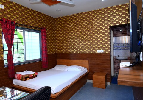 P P Lodging and Boarding